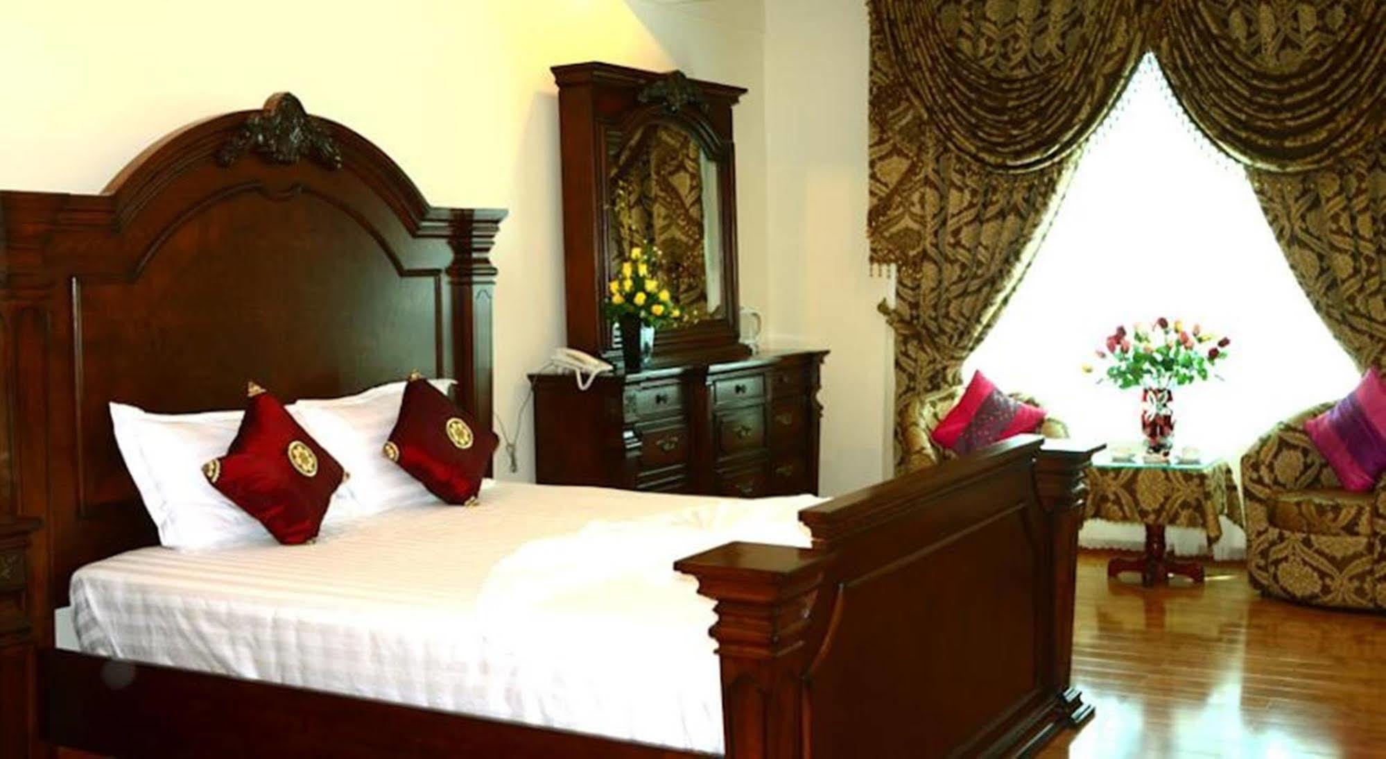 Sen Vang Hotel Da Lat Buitenkant foto