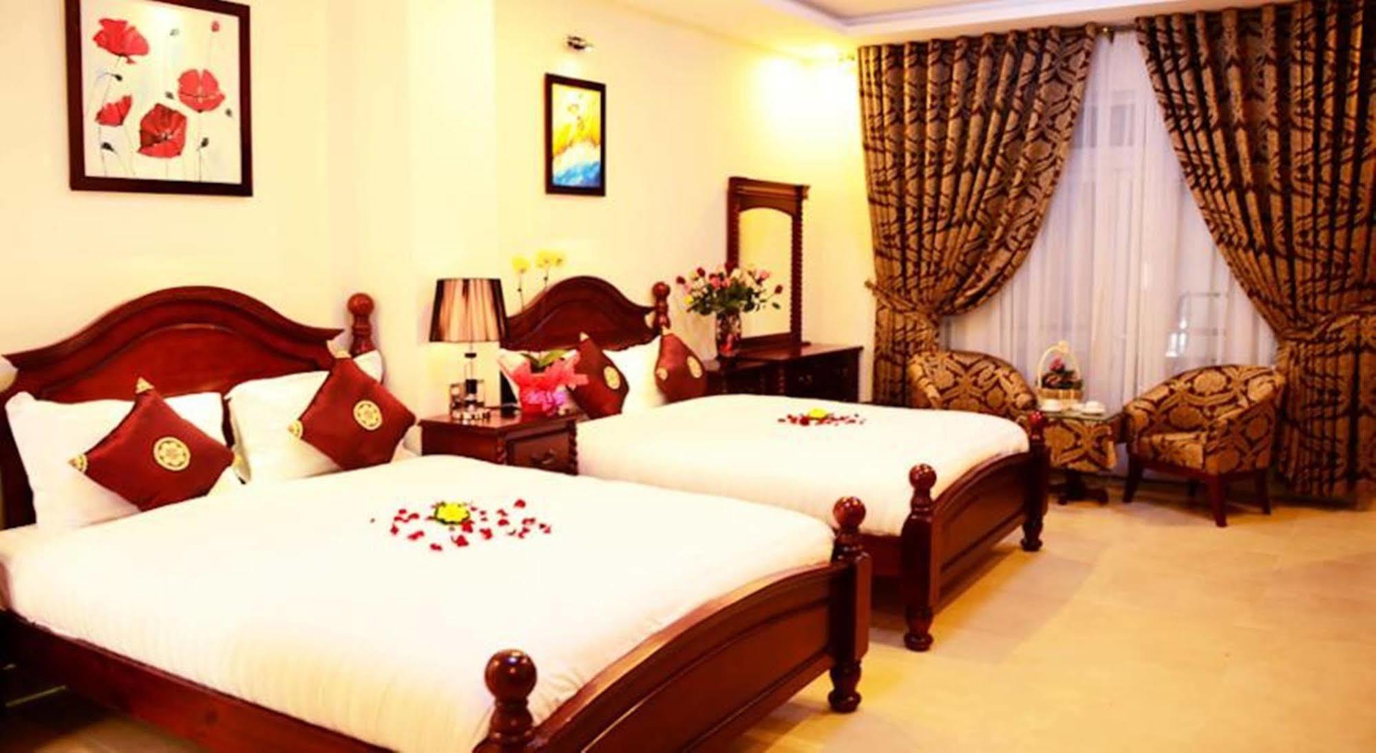 Sen Vang Hotel Da Lat Buitenkant foto